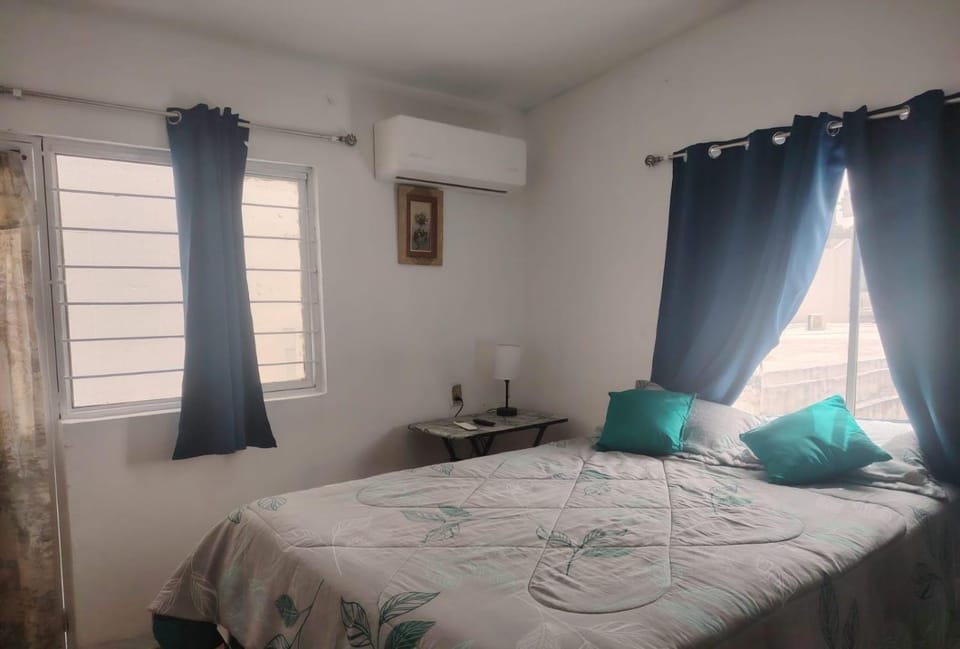 Photo of the whole room, Bedroom, air conditioner