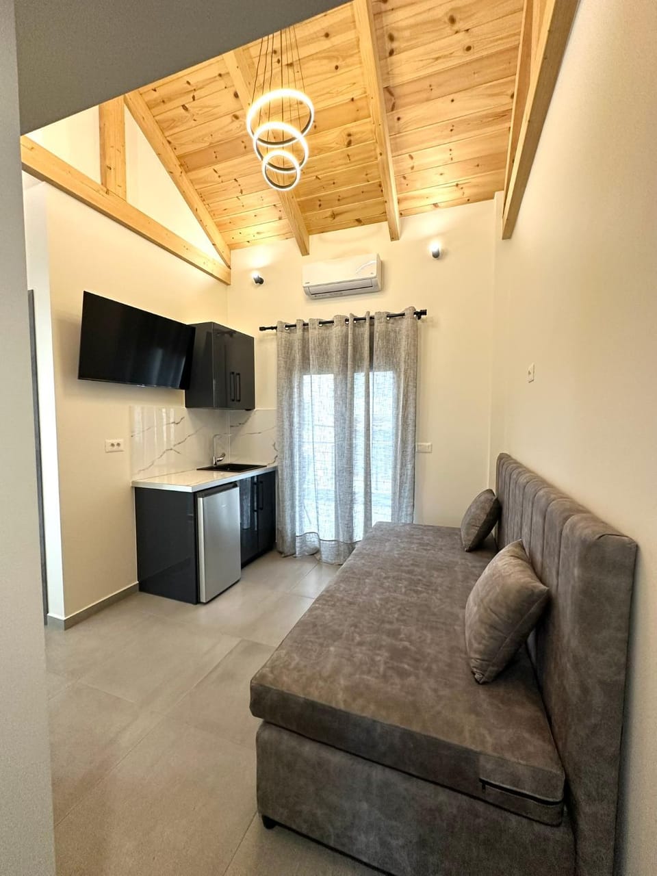 Golden Ecco Suites Apartment in Peloponnese, Western Greece and the Ionian