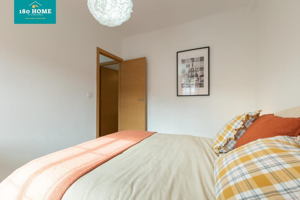 180Home GLAMUROSO APARTAMENTO EN TRIANA Apartment in Seville