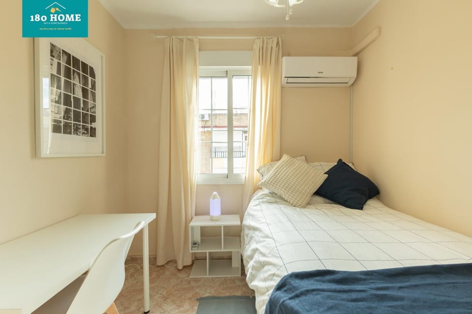 180Home GLAMUROSO APARTAMENTO EN TRIANA Apartment in Seville