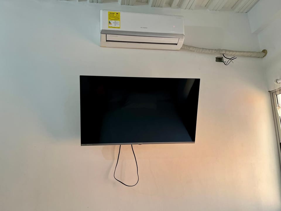 TV and multimedia, air conditioner