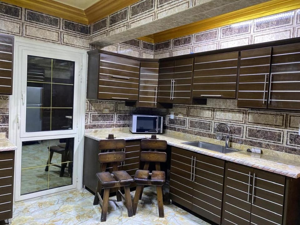 Luxury Apartment in front of Katameya heights and Choueifat Apartment in New Cairo City