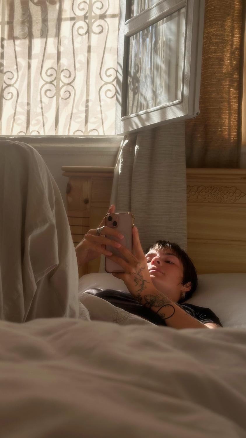 Bed, People