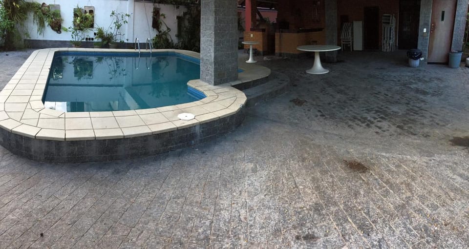 Casa 6 suítes - 200 metros da Praia - Piscina - Churrasqueira House in State of São Paulo