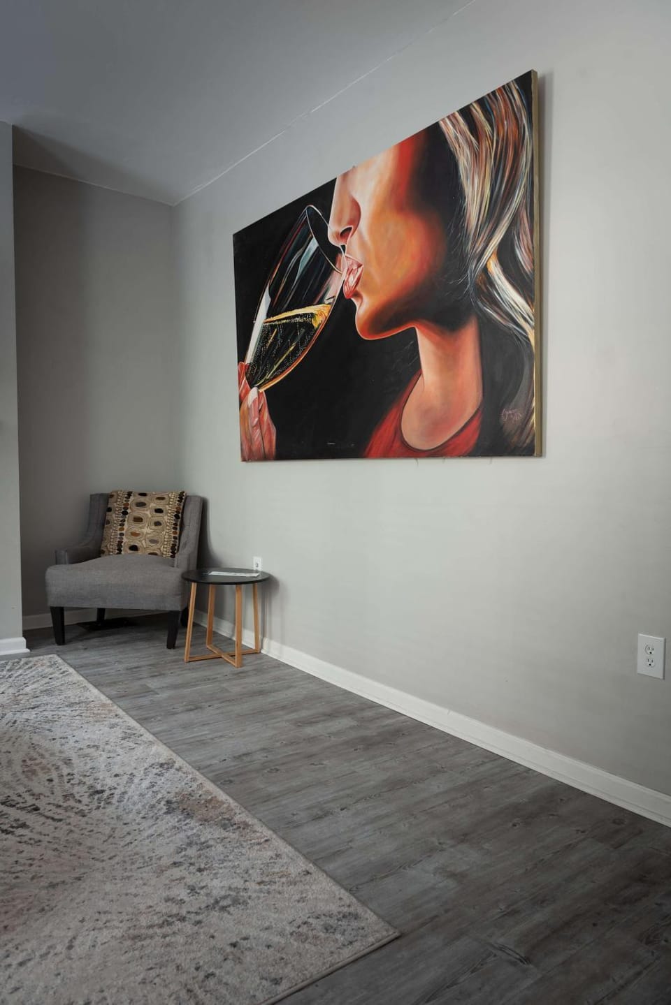 Beautiful 3-Bed Home w Parking Near AGH Apartment in Pittsburgh