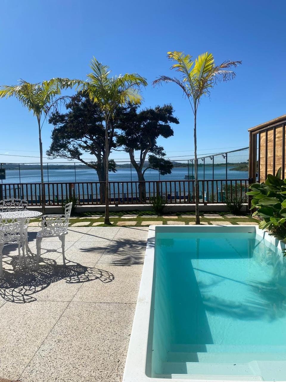 Lake view, Swimming pool, Quiet street view, Inner courtyard view, sunbed
