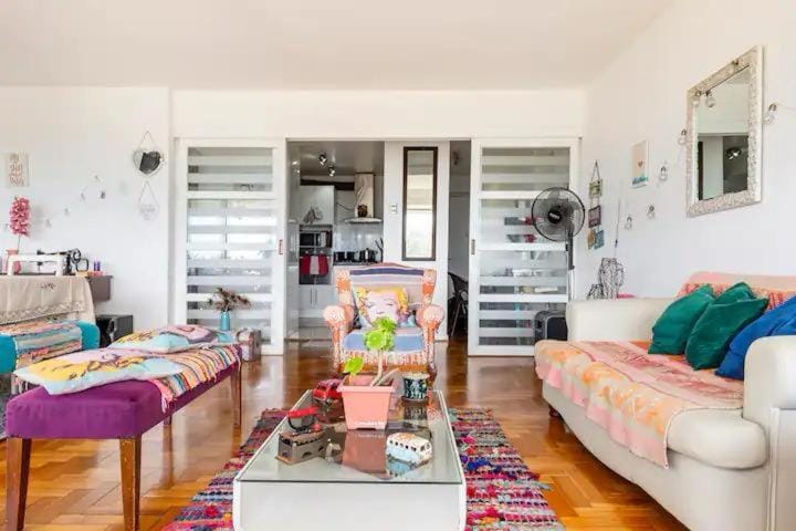 Living room, pet friendly