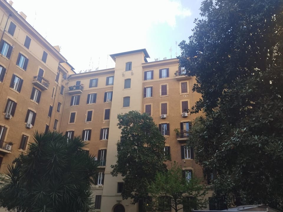 Inner courtyard view