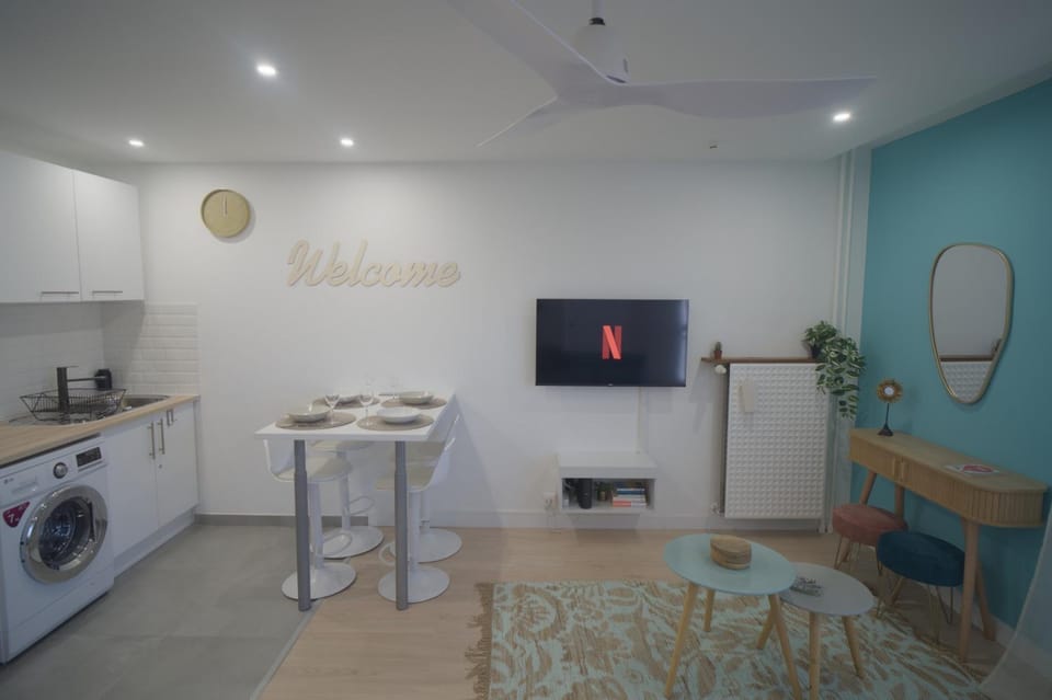 cosy ,lumineux avec parking Apartment in Villeurbanne