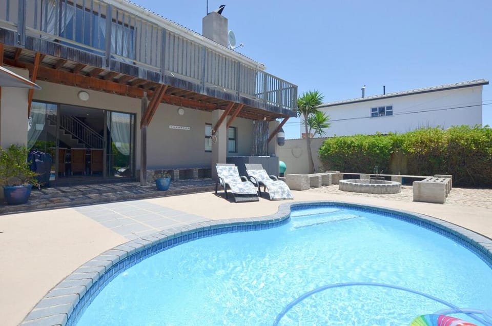 Sunset Villa in Yzerfontein House in Western Cape