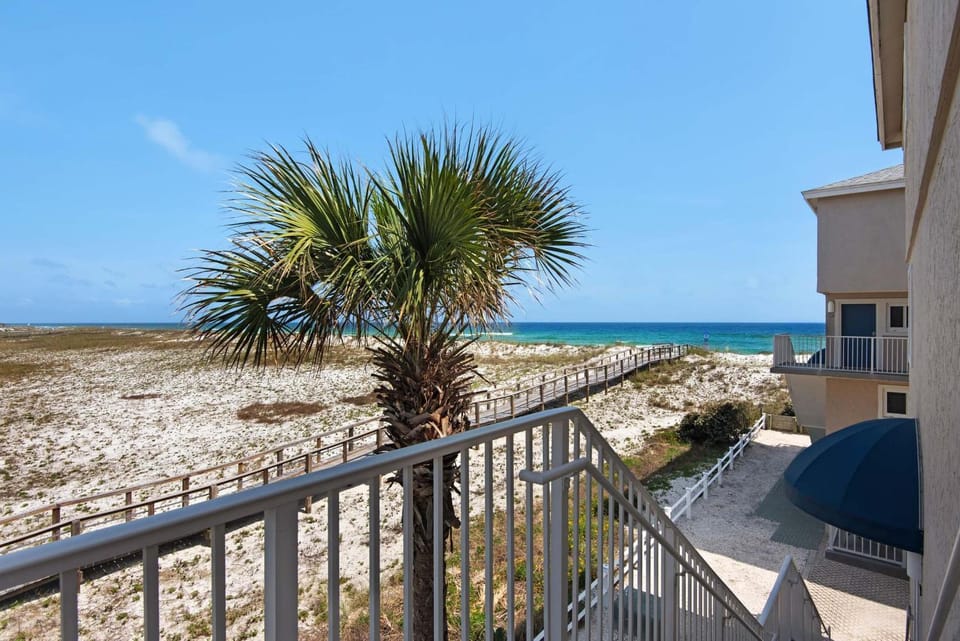Starboard Village 121 House in Pensacola Beach