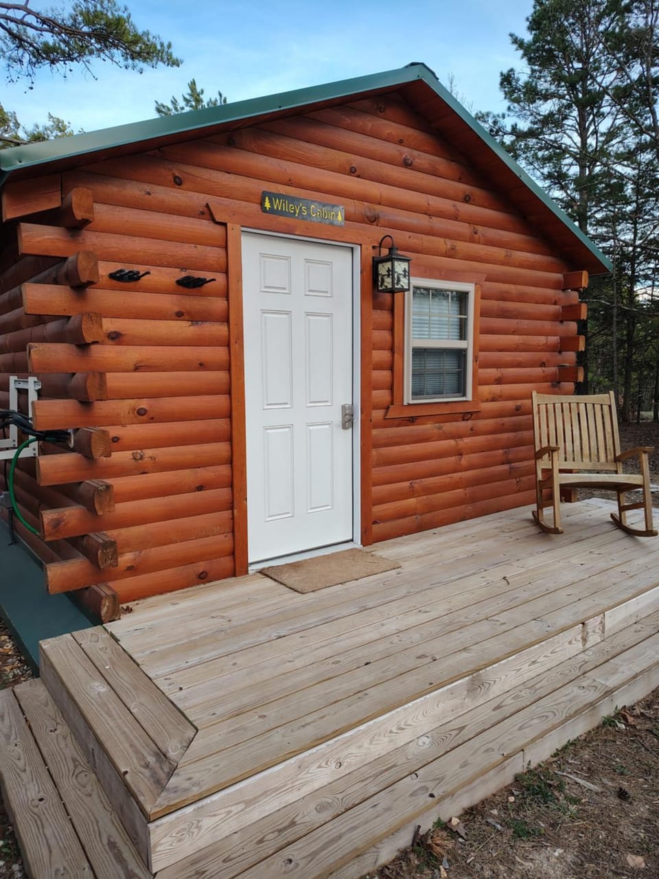 Montauk Pines Nature lodge in Current River