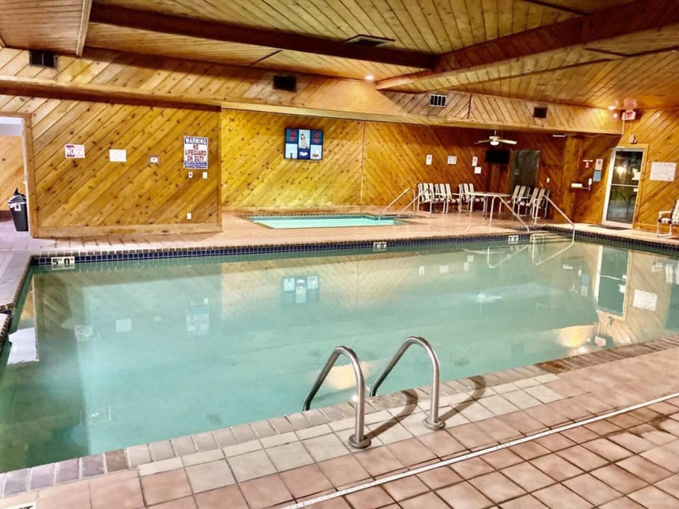 Dells Family Stacation Apartment in Lake Delton
