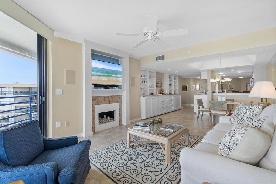 Ebb Tide 806 House in Edgewater