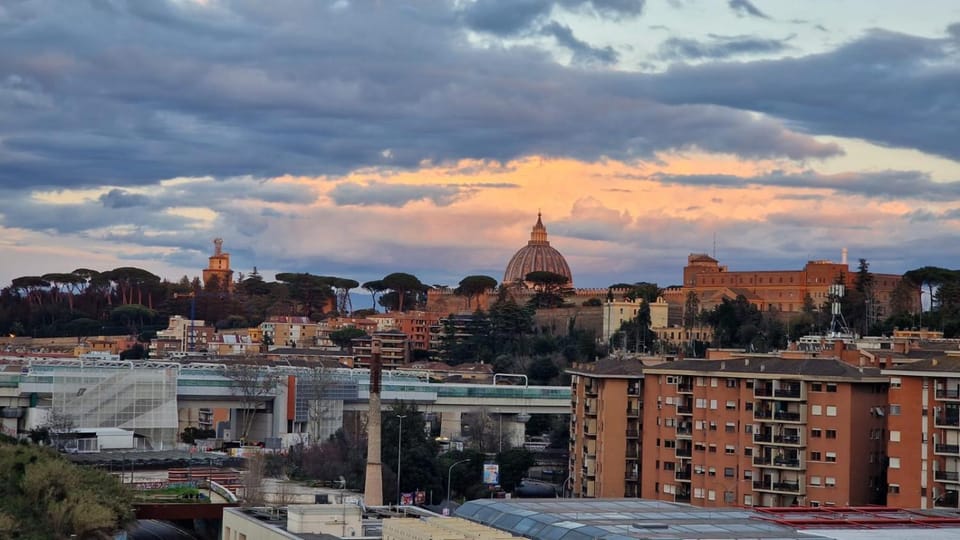 Nearby landmark, City view, Sunset
