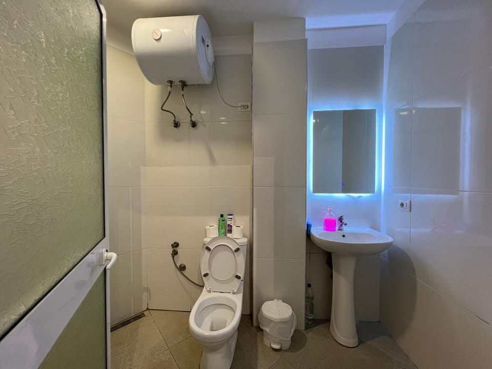 Shower, Toilet, Bathroom