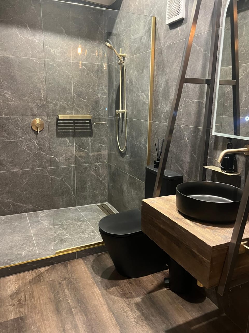 The Rabbits Burrow Hideaway Country House in Cambridge