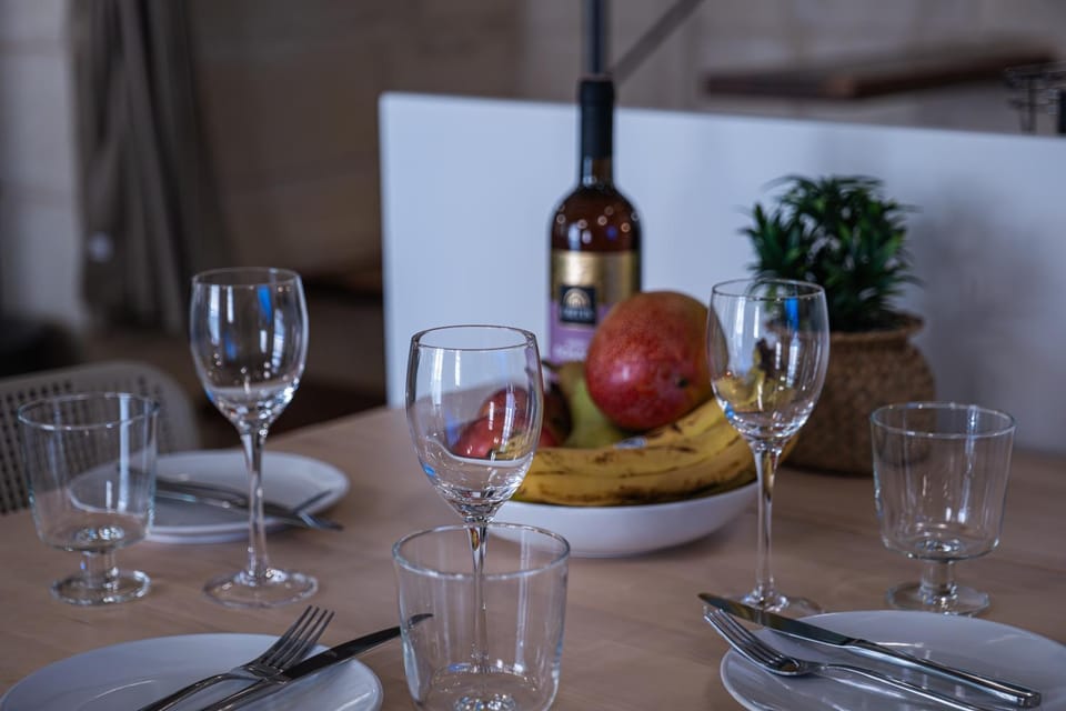 Food and drinks, Food, Lunch, Dinner, Drinks, Alcoholic drinks