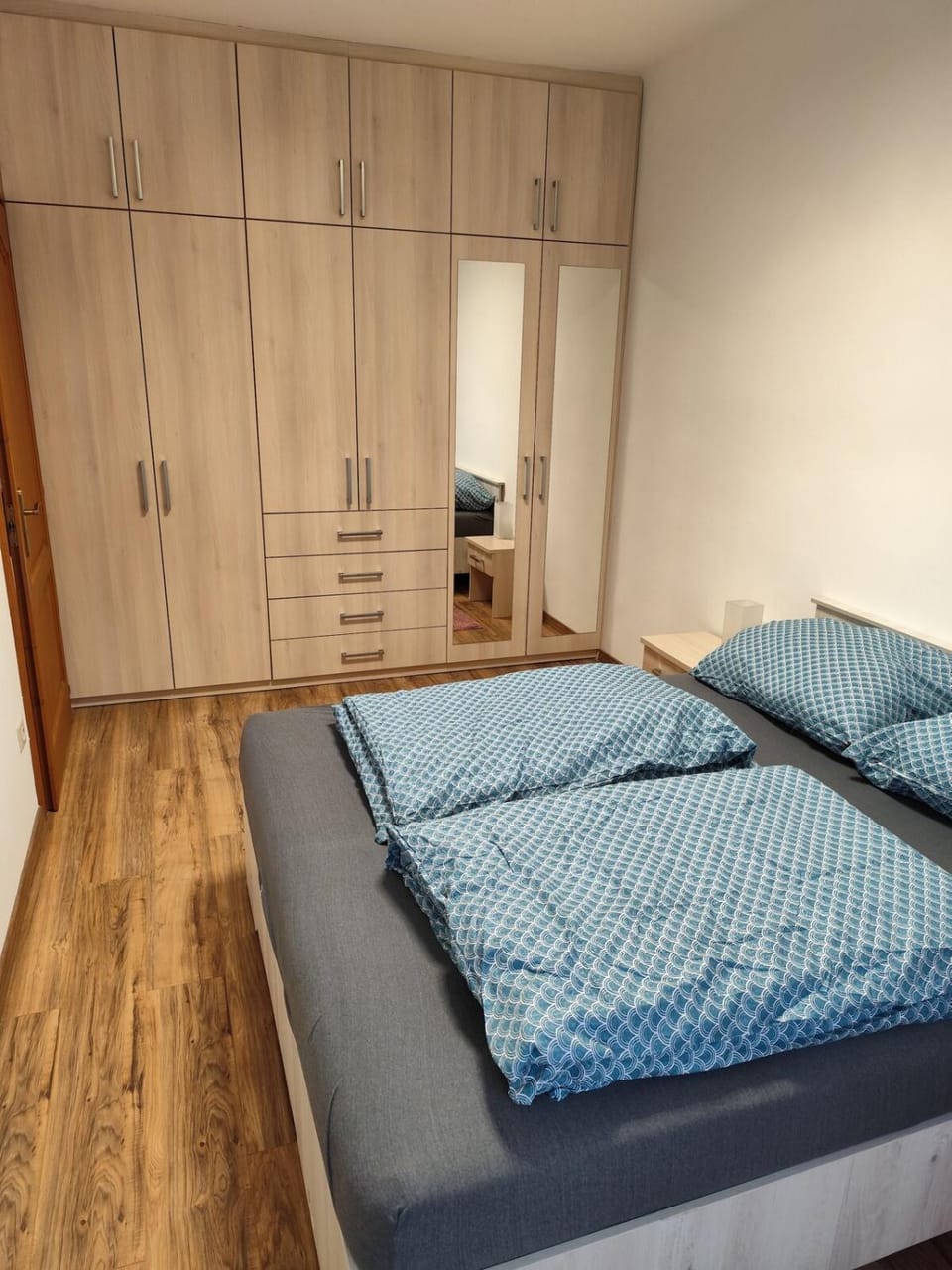 Bed, Bedroom, wardrobe