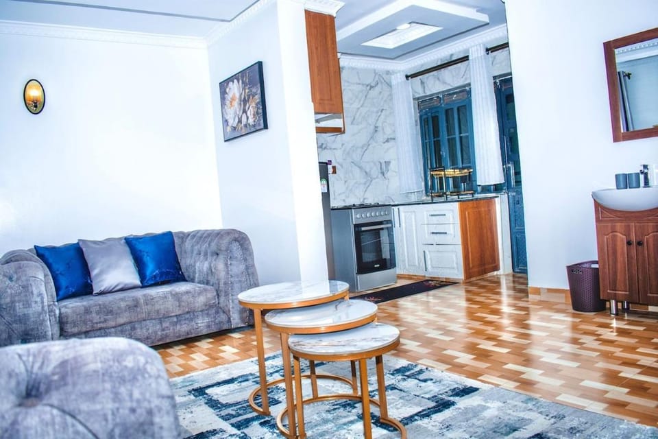 Kitchen or kitchenette, Living room, Seating area, Dining area
