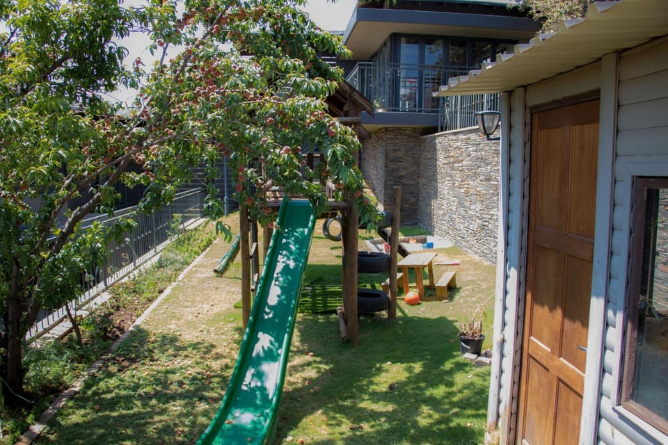 Bachelor cottage on an estate Apartment in Gauteng