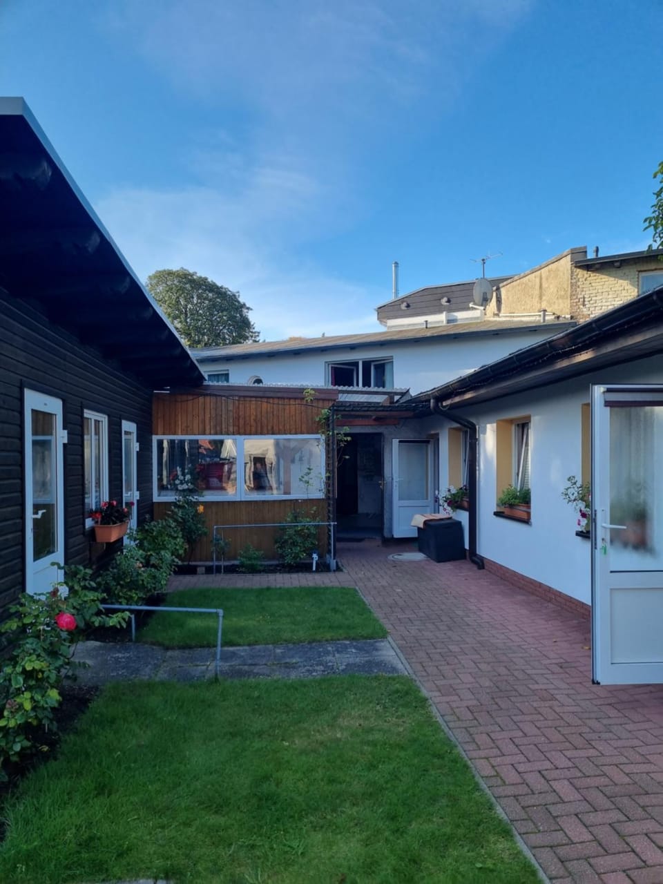 Property building, Garden