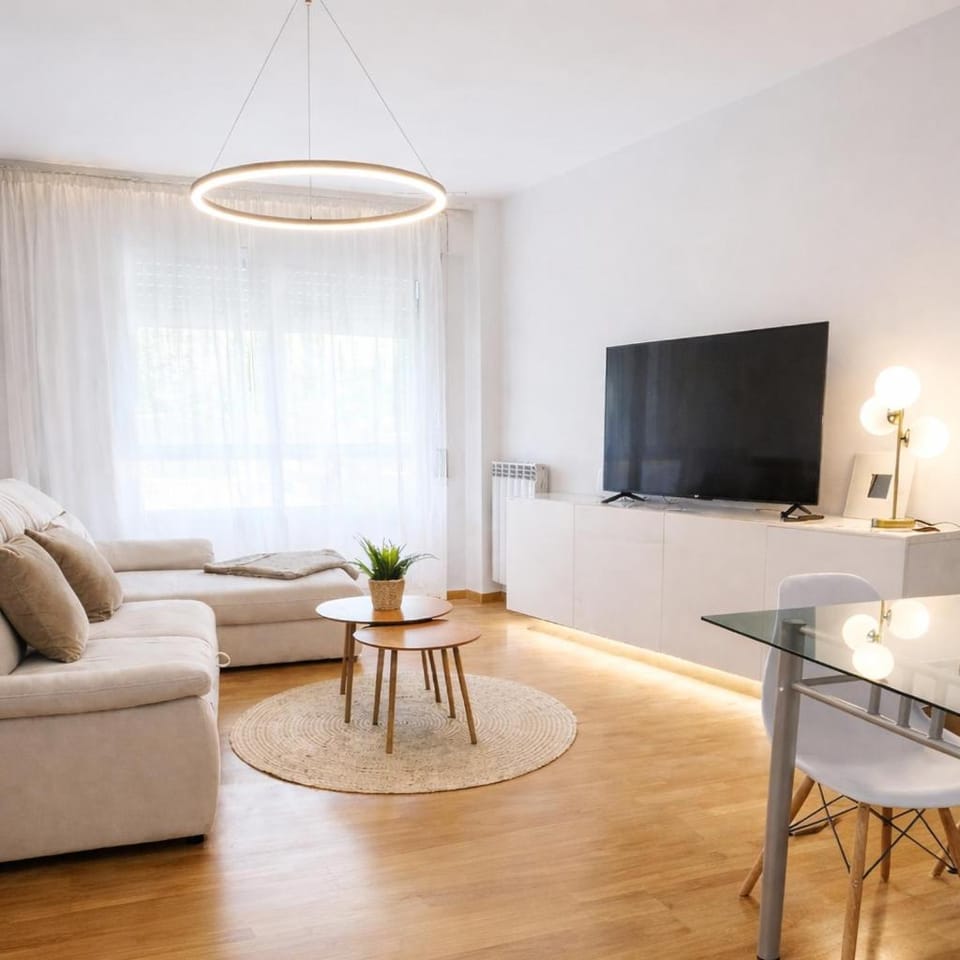Communal lounge/ TV room, Living room