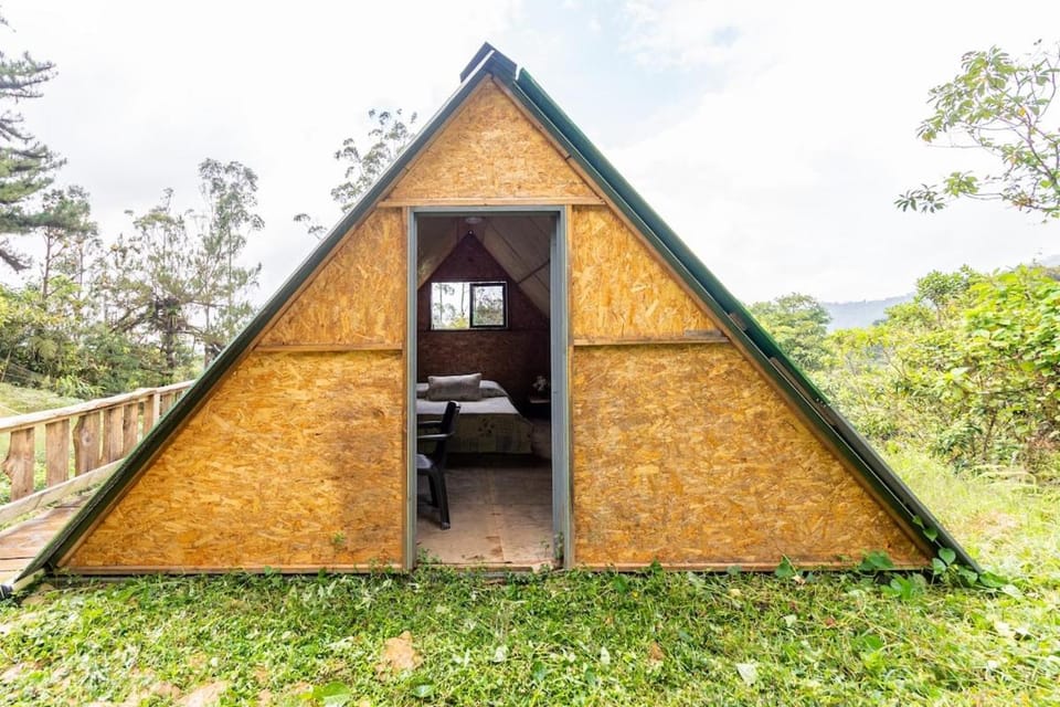 La cabaña del Búho Campground/ 
RV Resort in Valle del Cauca