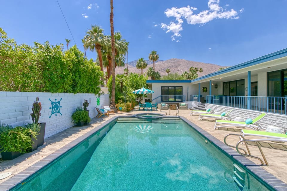 Luxury Deepwell Stunner - Desert Oasis Dream Home House in Palm Springs