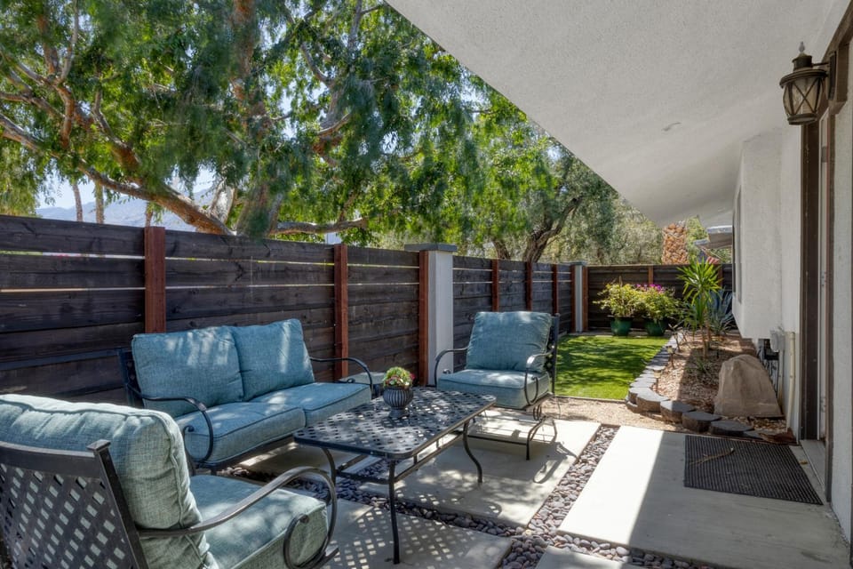 Vista Ranch Hideaway by Oranj Palm House in Palm Springs
