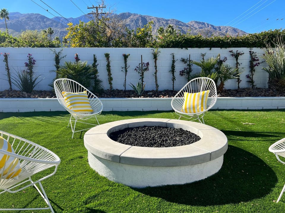 Puerta Del Sol - 2BR Oasis Retreat House in Palm Springs