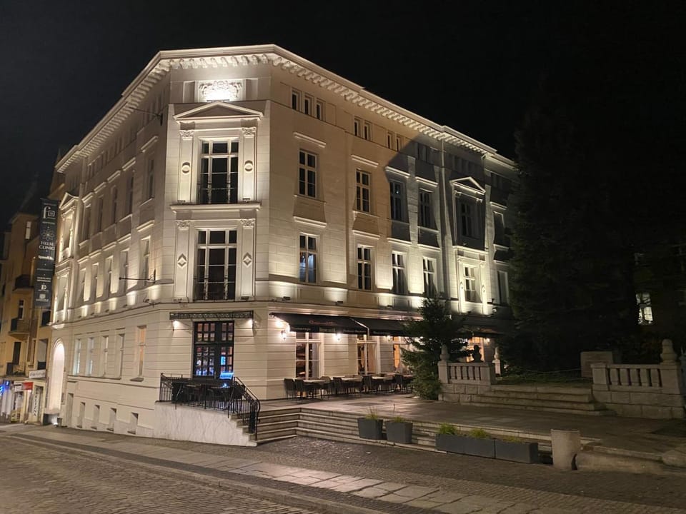 Property building, City view