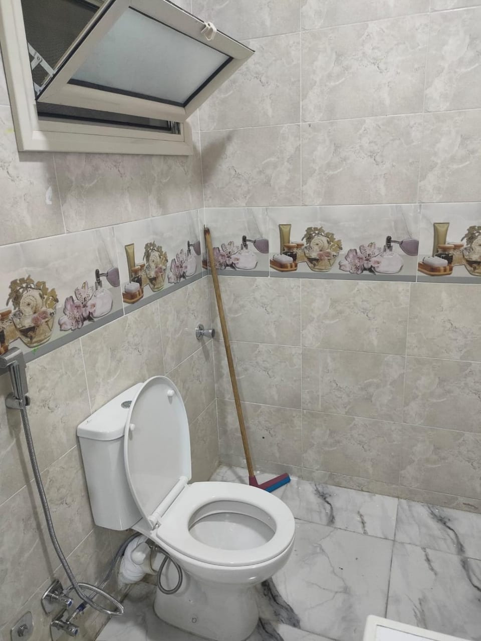 Fully furnished studio with all services and amenities close to the beach Apartment in Hurghada