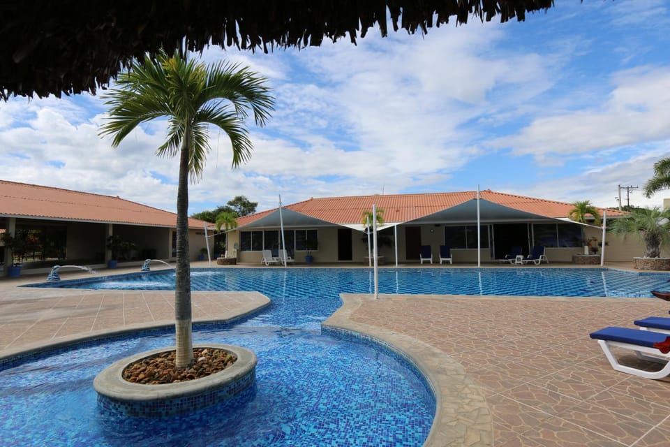 Property building, Pool view, Swimming pool, sunbed
