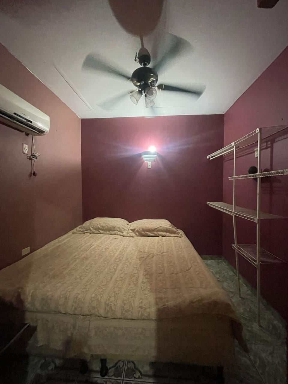 Bed, Bedroom, air conditioner