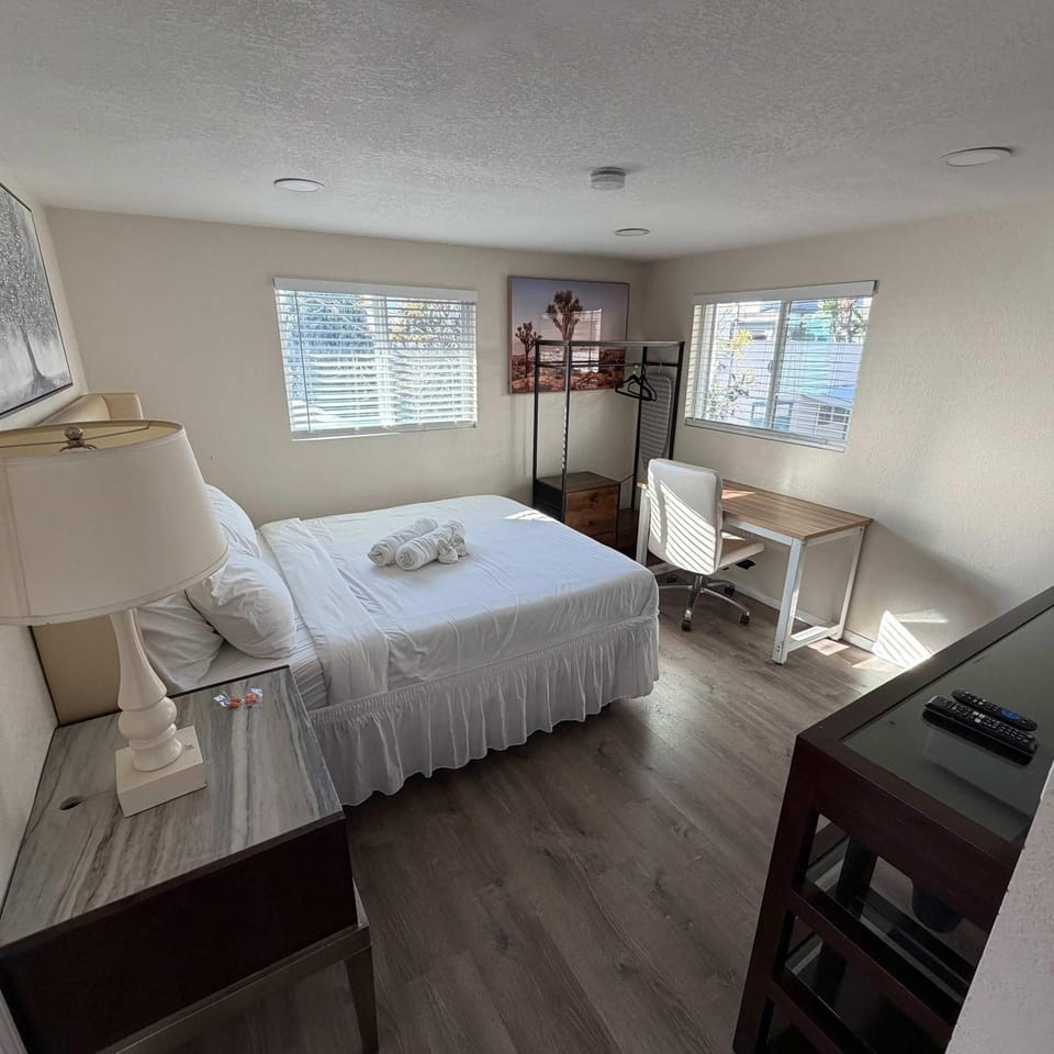 Suite Steps to San Diego Top Spots House in San Diego