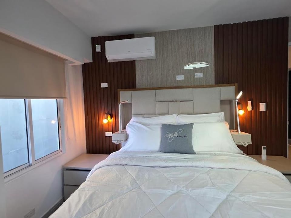 Beautiful and spacious apt in Cinta Costera N#10 Apartment in Panama City, Panama