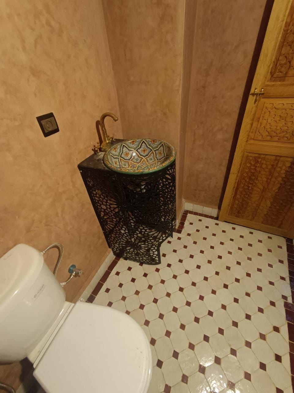 Toilet, Bathroom