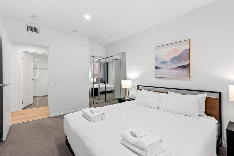 Stylish Apt with King Bed, Gym, Pool Apartment in Brisbane City