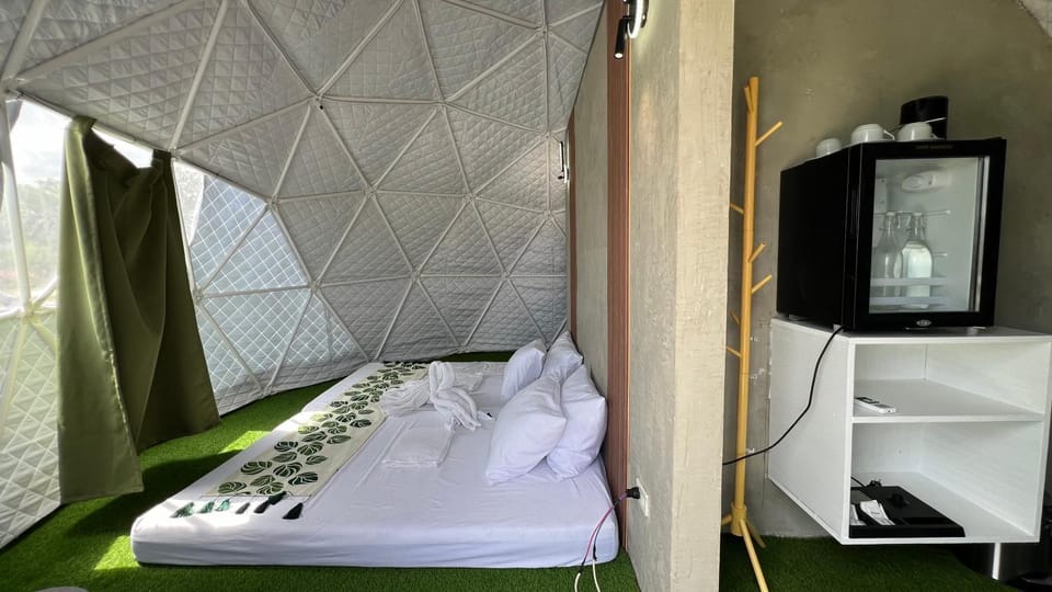 FarmKO Glamping Hotel in Calabarzon