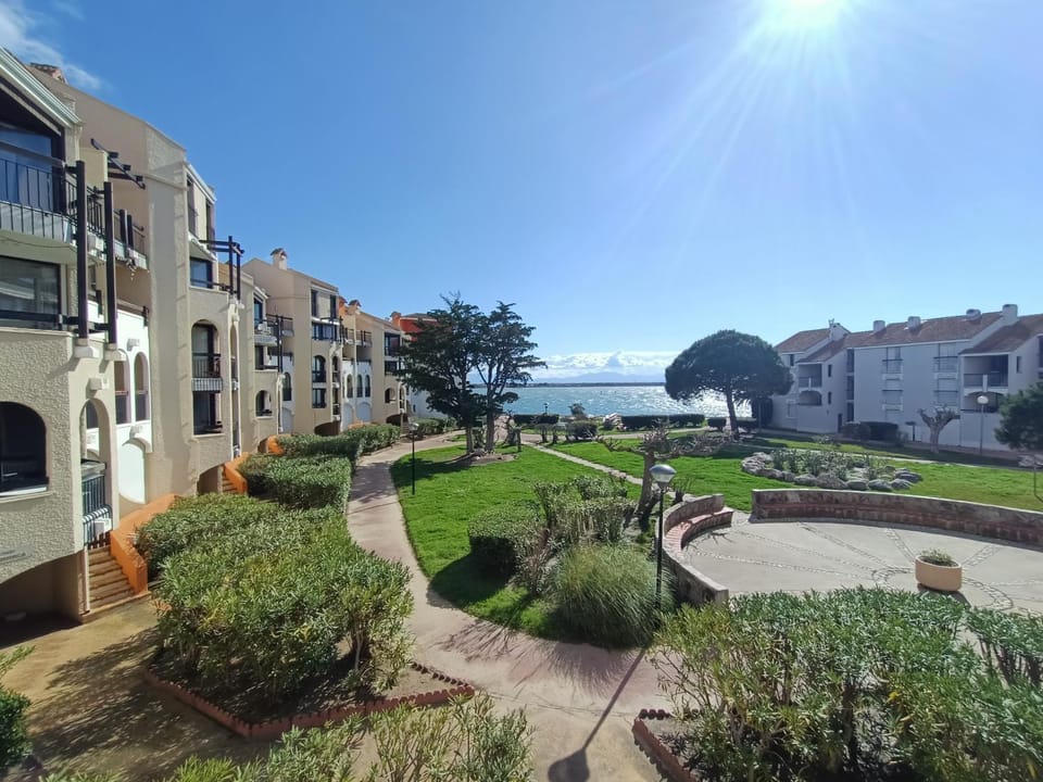 Coquet T2 climatisé - Idéal vacances à Cap Coudalère - FR-1-799-52 Apartment in Le Barcarès