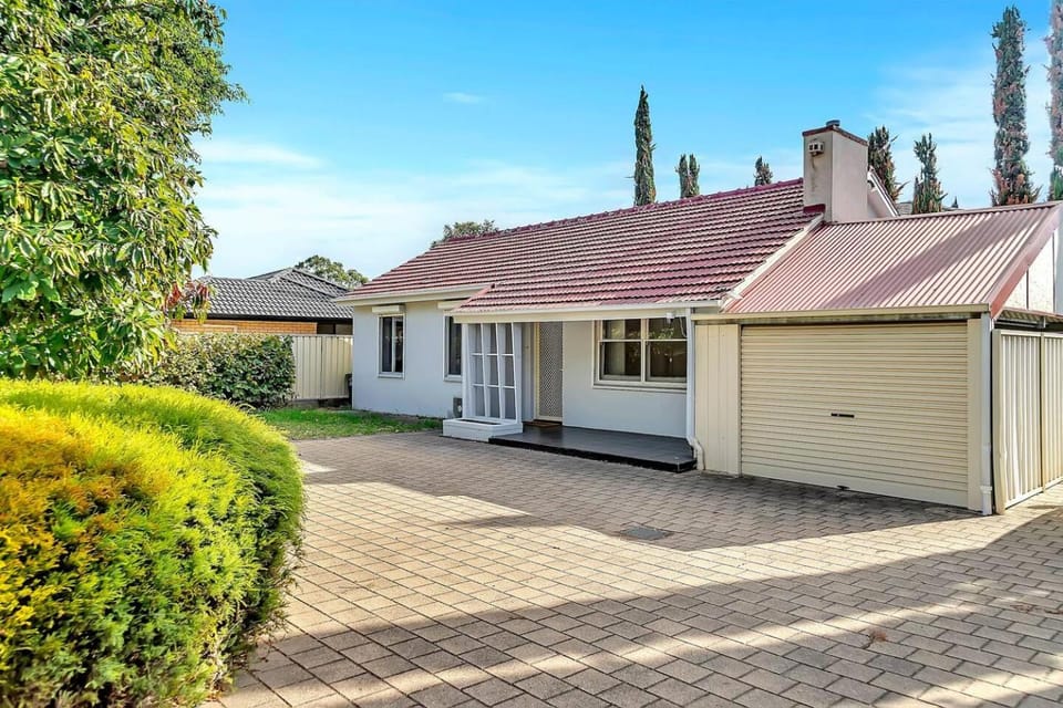 Property building, Garden, Other