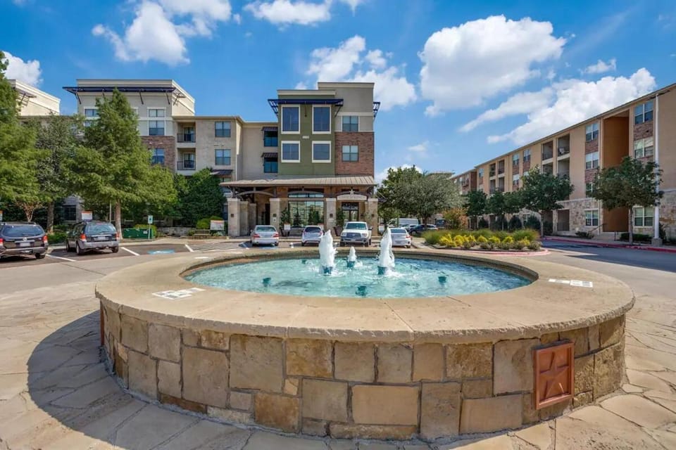 Stunning 1bd Apartment I Frisco near Dallas I Pool, Gym, Work Space Apartment in Frisco
