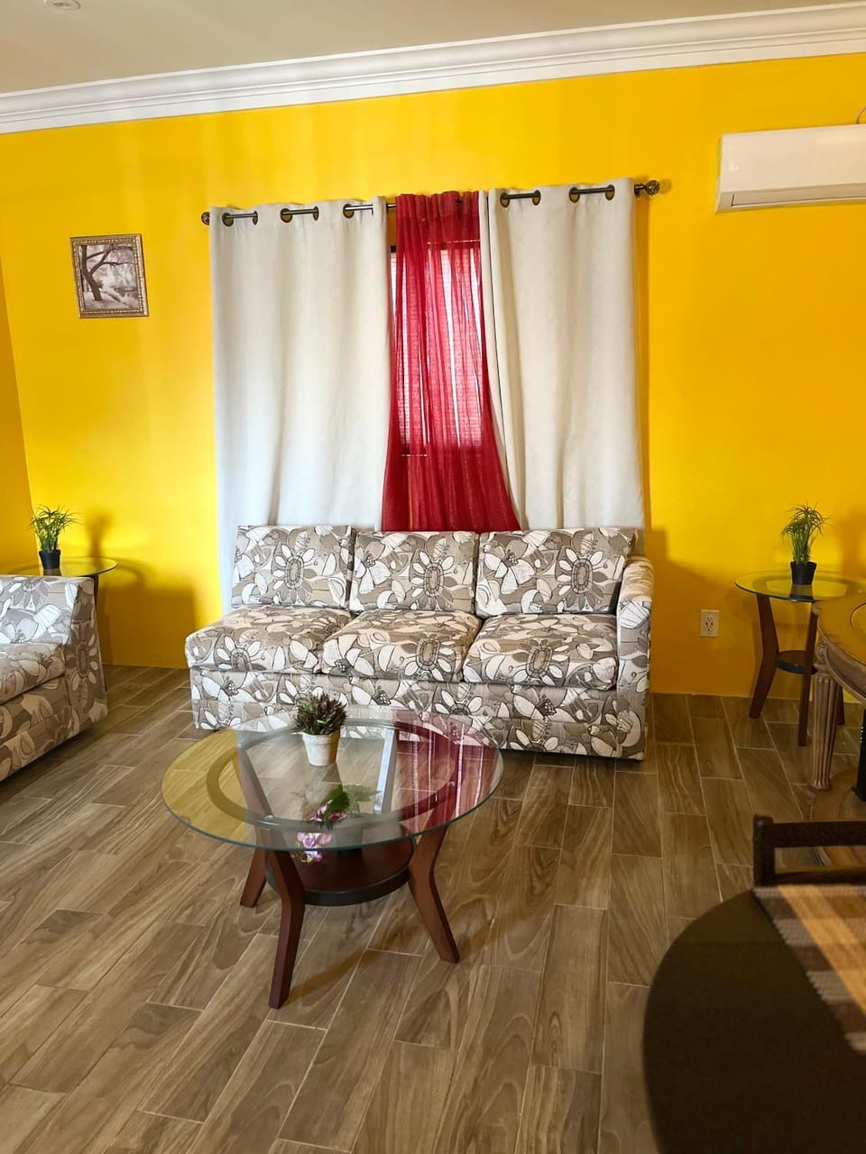 Gregory's Place Apartment in Nassau