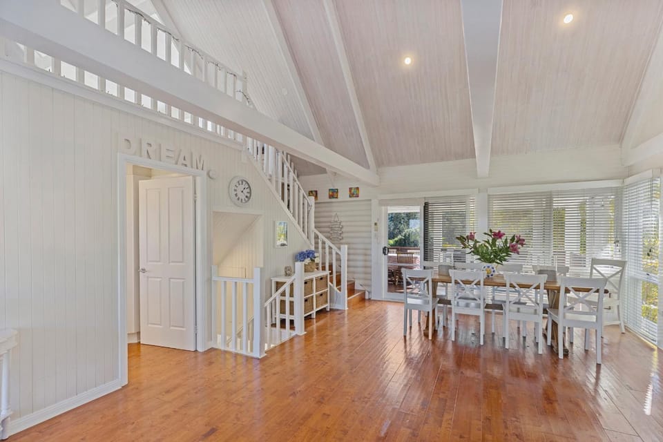 Balcony/Terrace, Living room, Photo of the whole room, Dining area