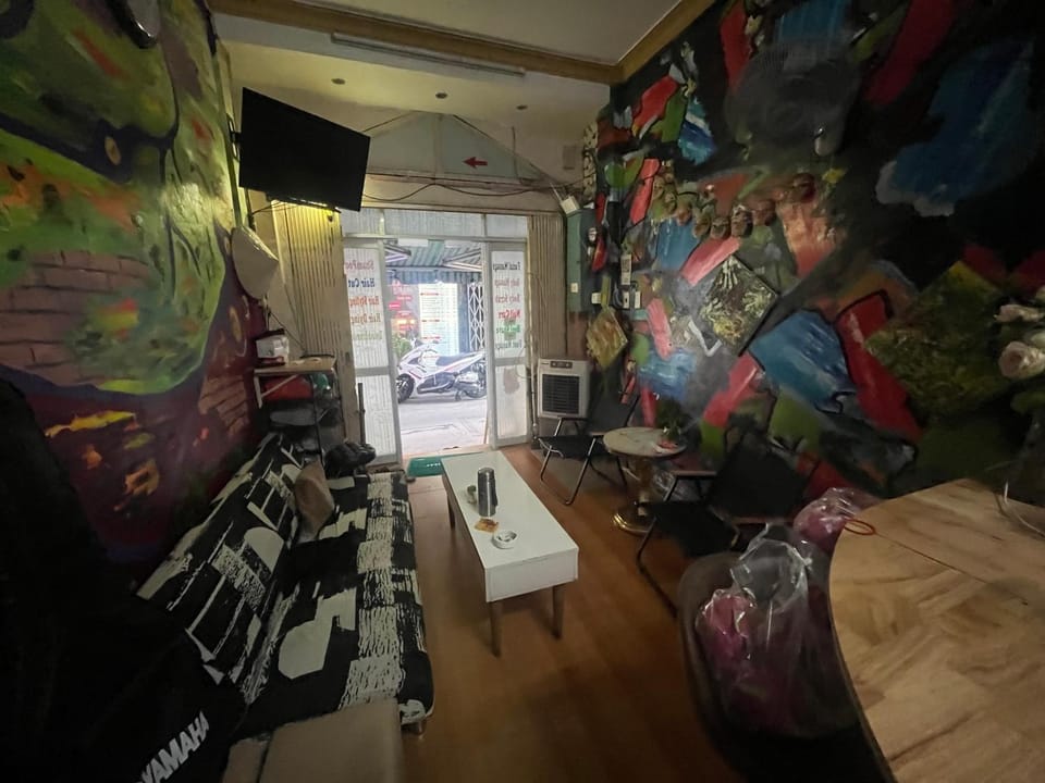 Communal lounge/ TV room, TV and multimedia, Living room, Evening entertainment