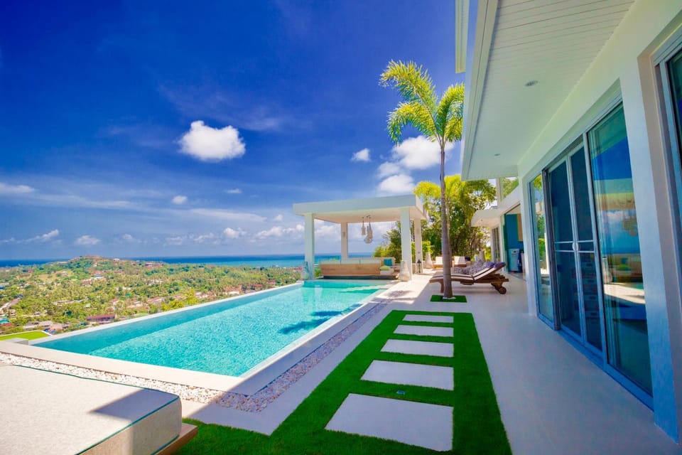 Patio, Pool view, Sea view, Swimming pool, Swimming pool, sunbed