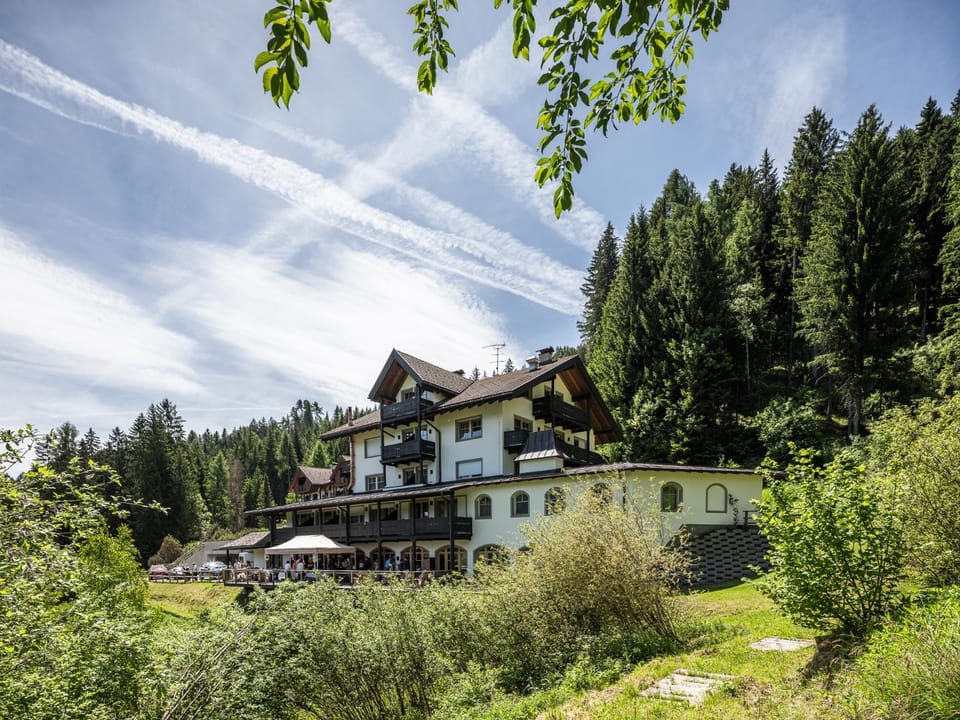 Property building, Natural landscape