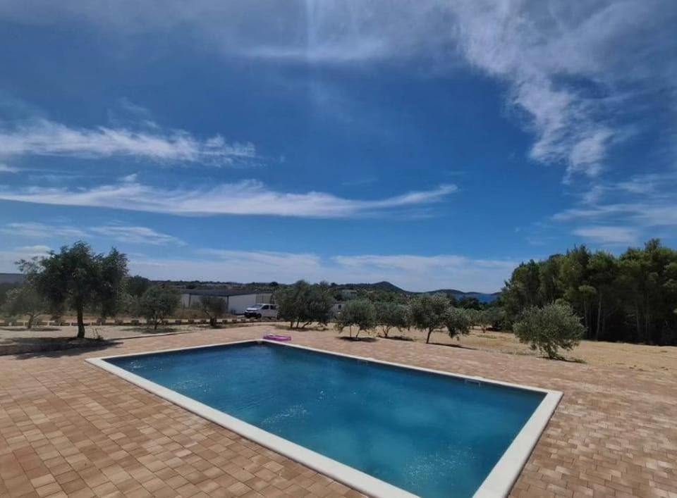 E&L mobile home House in Šibenik-Knin County, Croatia