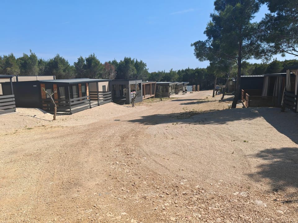 E&L mobile home House in Šibenik-Knin County, Croatia